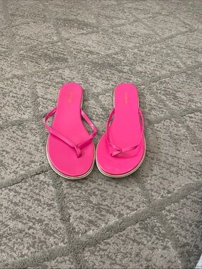 bebe Hot Pink Glossy Flip Flop Sandals